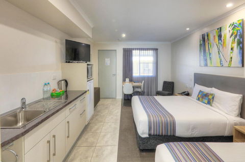 Roma Central Motel - Holiday Jervis Bay 2