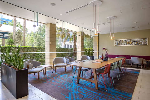 Courtyard By Marriott Sydney-North Ryde - Holiday Jervis Bay 1