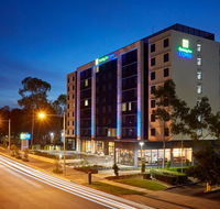 Holiday Inn Express Sydney Macquarie Pk - Holiday Jervis Bay