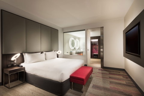 Aloft Perth - Holiday Jervis Bay 10