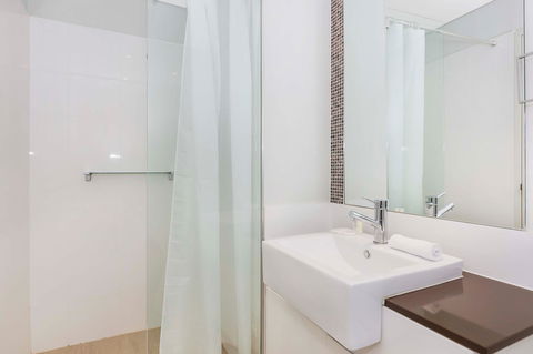 Astra Apartments Perth - Holiday Jervis Bay 4