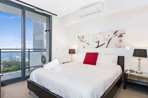 Astra Apartments Perth - Holiday Jervis Bay 13