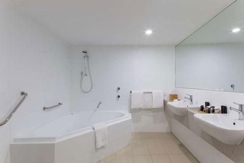 Dingley International Hotel - Holiday Jervis Bay 11