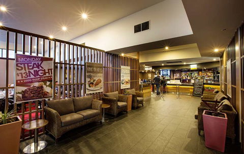 Nightcap At Keysborough Hotel - Holiday Jervis Bay 1