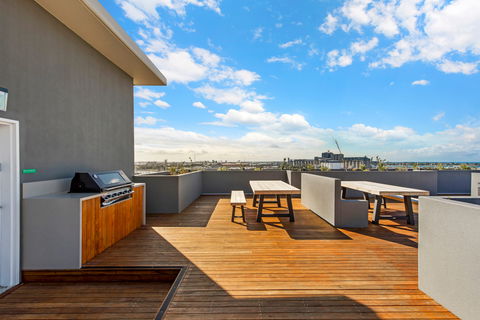 Astra Apartments Newcastle - Holiday Jervis Bay 0