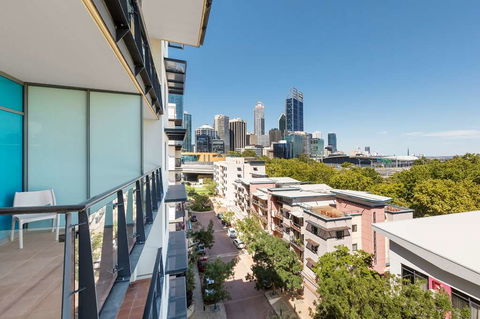 Nesuto Mounts Bay Perth Apartment Hotel - Holiday Jervis Bay 0