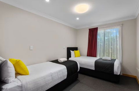Eastgate On The Range Motel - Holiday Jervis Bay 1