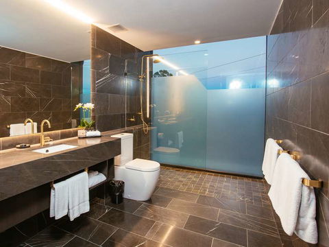 Eatons Hill Hotel - Holiday Jervis Bay 2
