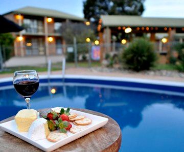 Statesman Motor Inn - Holiday Jervis Bay 1