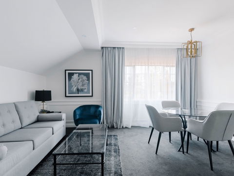 Grand Mercure The Hills Lodge - Holiday Jervis Bay 1