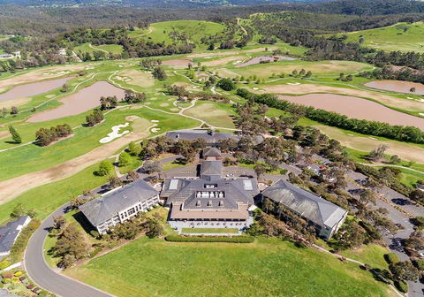 Yarra Valley Lodge - Holiday Jervis Bay 2