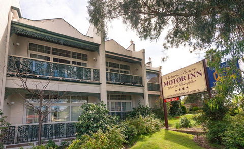 Victoria House Motor Inn - Holiday Jervis Bay 0