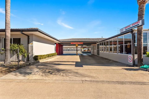 Econo Lodge Moree Spa Motor Inn - Holiday Jervis Bay 1