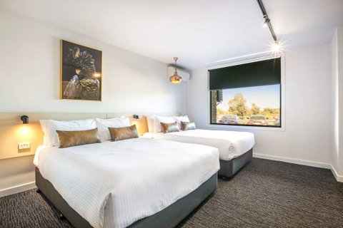 Cheeky Squire Hotel by Nightcap - Holiday Jervis Bay 1