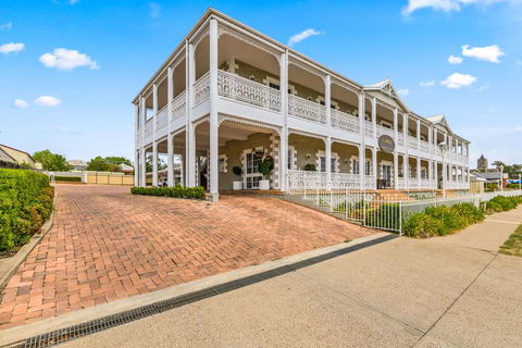 Quality Inn Ashby House Tamworth - Holiday Jervis Bay 1