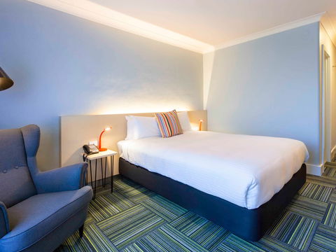 Ibis Styles Tamworth - Holiday Jervis Bay 2