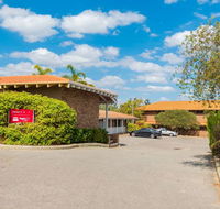 Nightcap at Wanneroo Tavern - Holiday Jervis Bay