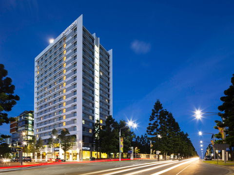 Pullman Hotel At Sydney Olympic Park - Holiday Jervis Bay 0