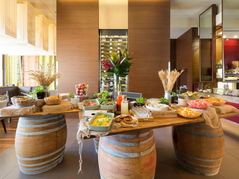 Pullman Hotel At Sydney Olympic Park - Holiday Jervis Bay 1