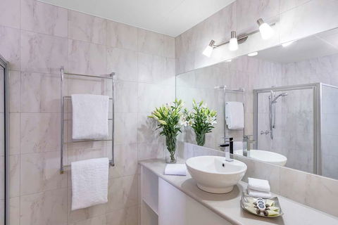 Best Western Cathedral Motor Inn - Holiday Jervis Bay 13