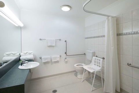 Best Western Crystal Inn - Holiday Jervis Bay 12