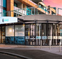 Melbourne Hotel Apartment Flinders Wharf - Holiday Jervis Bay