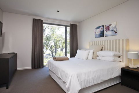 Aqua Resort - Holiday Jervis Bay 1