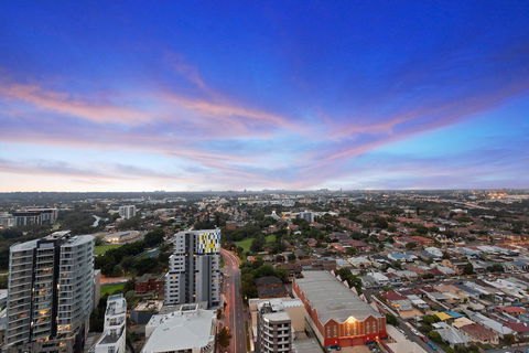 Astra Apartments Parramatta - Skyrise - Holiday Jervis Bay 0