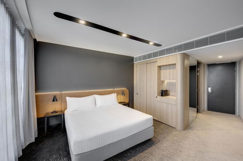 Vibe Hotel Canberra - Holiday Jervis Bay 11