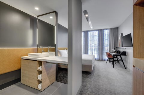 Vibe Hotel Canberra - Holiday Jervis Bay 43