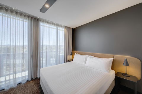 Vibe Hotel Canberra - Holiday Jervis Bay 36