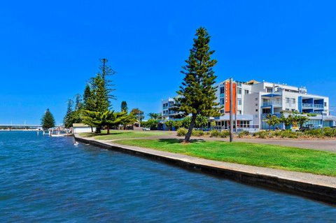 Lakeside Waterfront Apartment The Entrance - Holiday Jervis Bay 39
