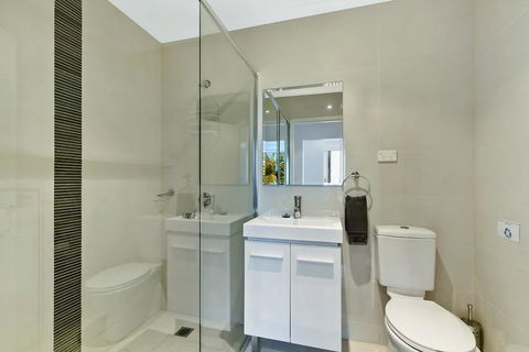 Lakeside Waterfront Apartment The Entrance - Holiday Jervis Bay 11