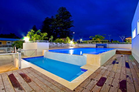 Lakeside Waterfront Apartment The Entrance - Holiday Jervis Bay 14
