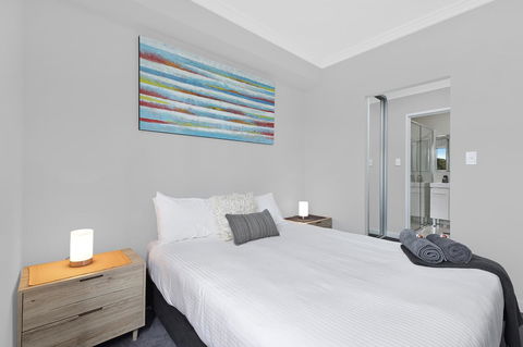 Lakeside Waterfront Apartment The Entrance - Holiday Jervis Bay 8