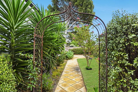 Ainslie Roberts Drive Retreat - Holiday Jervis Bay 15