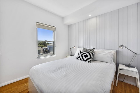 Aloha Waterfront Properties - Holiday Jervis Bay 19