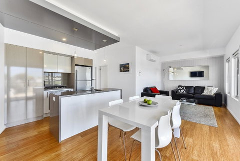 Aloha Waterfront Properties - Holiday Jervis Bay 18
