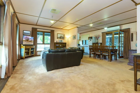 Rustic On 13th - Holiday Jervis Bay 3