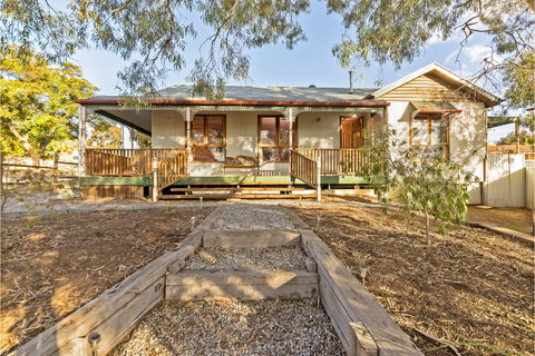 Rustic On 13th - Holiday Jervis Bay 0
