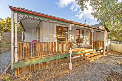 Rustic On 13th - Holiday Jervis Bay 18