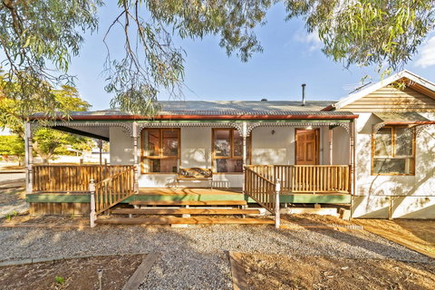 Rustic On 13th - Holiday Jervis Bay 19