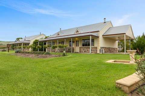 Barossa Vineyard Cottages - Holiday Jervis Bay 26