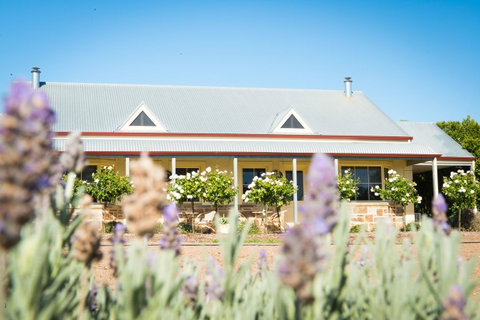 Barossa Vineyard Cottages - Holiday Jervis Bay 3