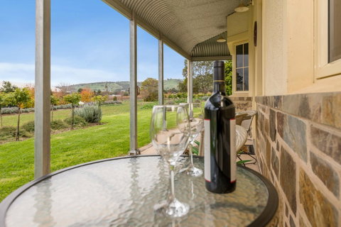 Barossa Vineyard Cottages - Holiday Jervis Bay 23
