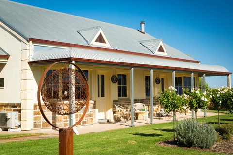 Barossa Vineyard Cottages - Holiday Jervis Bay 0
