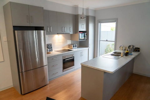 Gawler Townhouse 3 Bedroom - Holiday Jervis Bay 3
