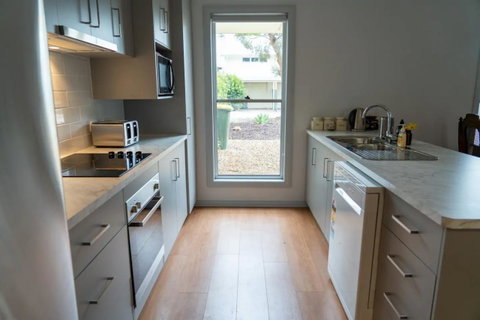 Gawler Townhouse 3 Bedroom - Holiday Jervis Bay 1