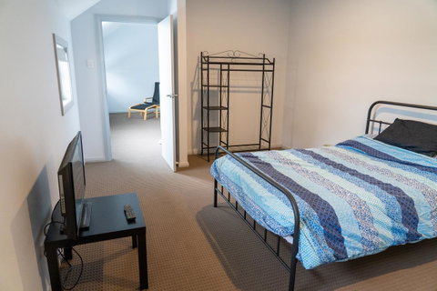 Gawler Townhouse 3 Bedroom - Holiday Jervis Bay 28