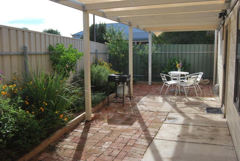 Jacaranda Cottage - Holiday Jervis Bay 5